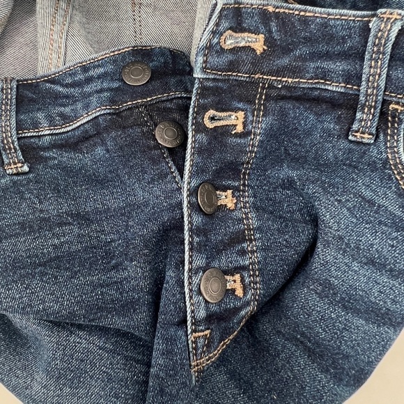 Old Navy Rock Star Super Skinny High Rise Distressed Jeans Size 12 Petite Womens - Picture 5 of 6